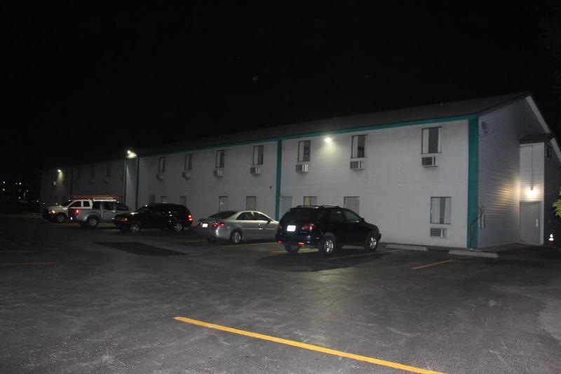 Magnuson Hotel East Syracuse Exteriör bild