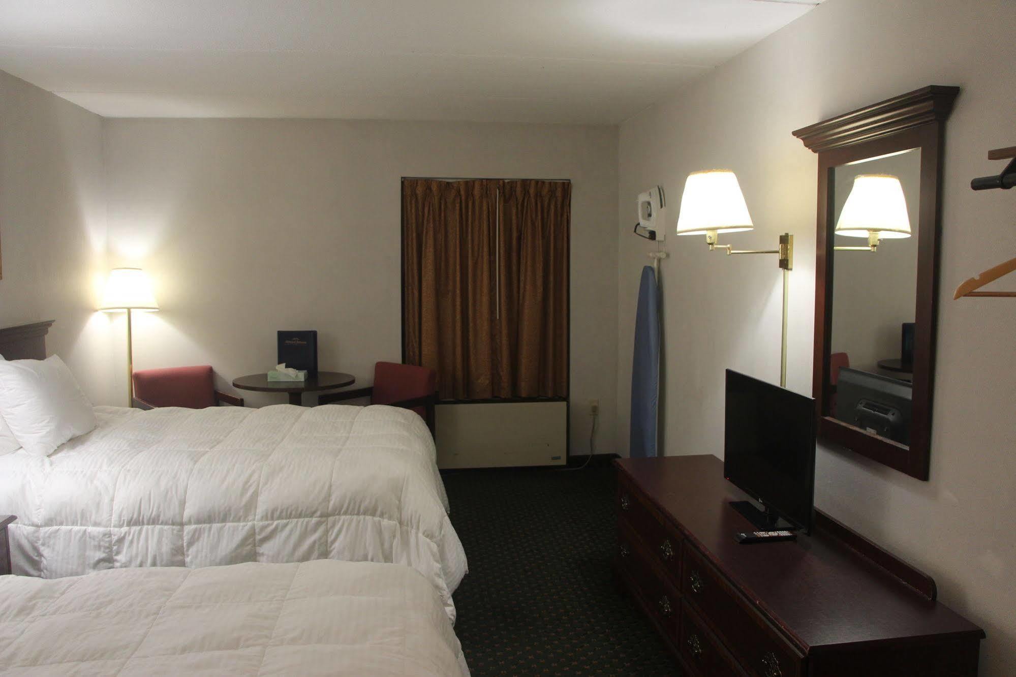 Magnuson Hotel East Syracuse Exteriör bild
